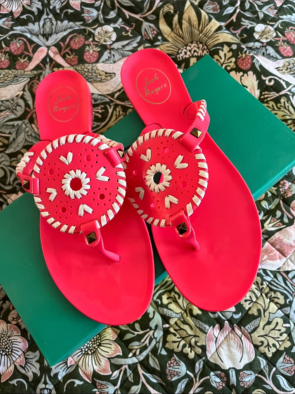 Jack Rogers Hot Pink Leather Thong Jelly Sandals with Whipstitch Detail